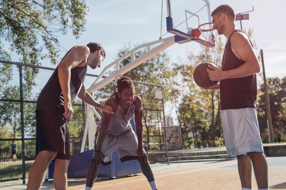differences between streetball and basketball